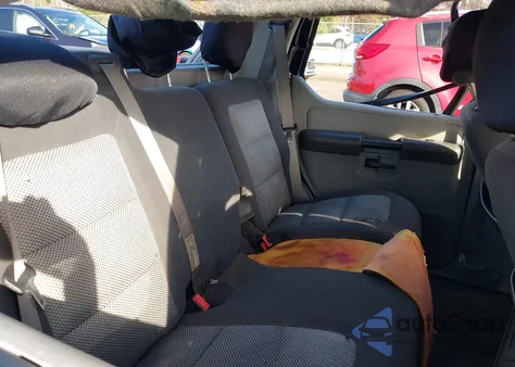 2003 Ford Explorer Sport Trac Xls/Xlt из США, поврежденный, VIN 1FMZU67E53UB66491